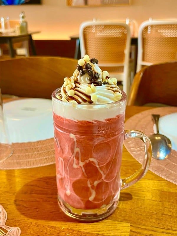 Red Velvet Ivory